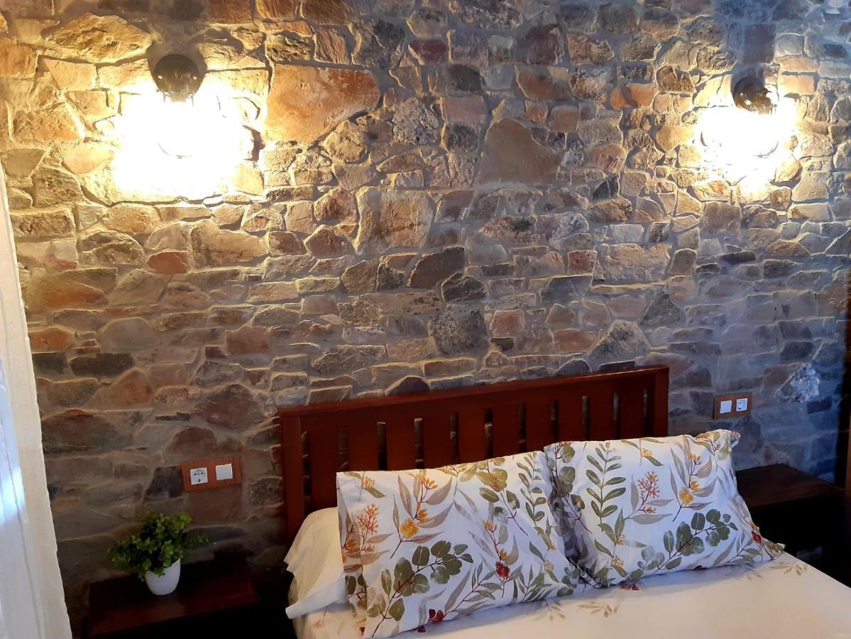Apartamentos Callampa Torrejón el Rubio Екстериор снимка