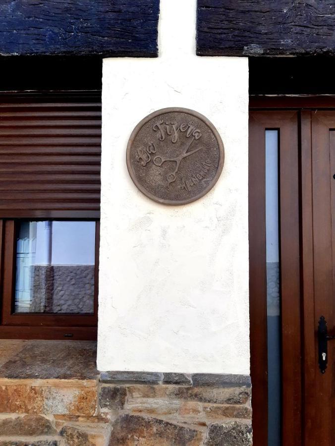 Apartamentos Callampa Torrejón el Rubio Екстериор снимка
