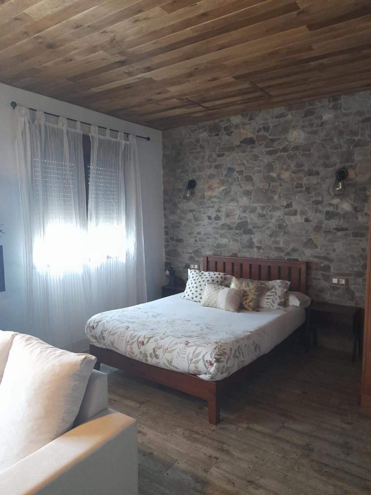 Apartamentos Callampa Torrejón el Rubio Екстериор снимка