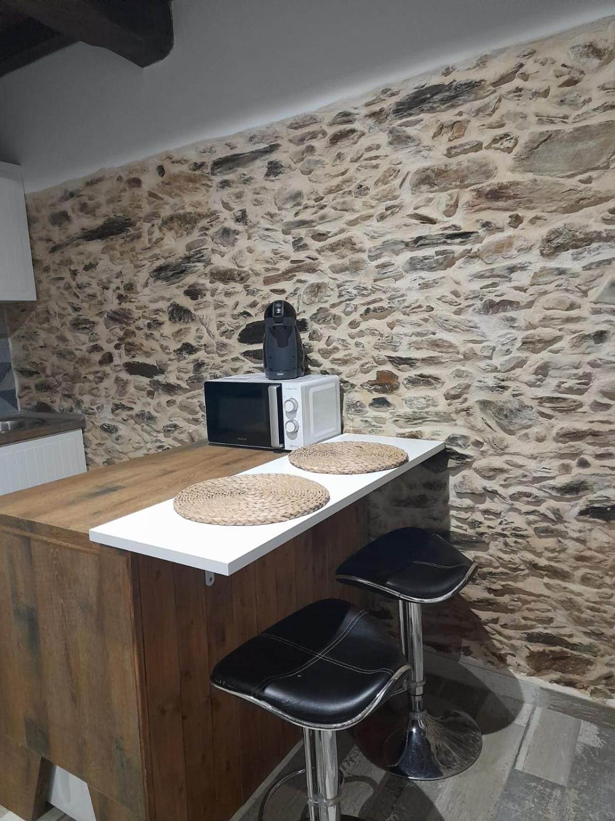 Apartamentos Callampa Torrejón el Rubio Екстериор снимка